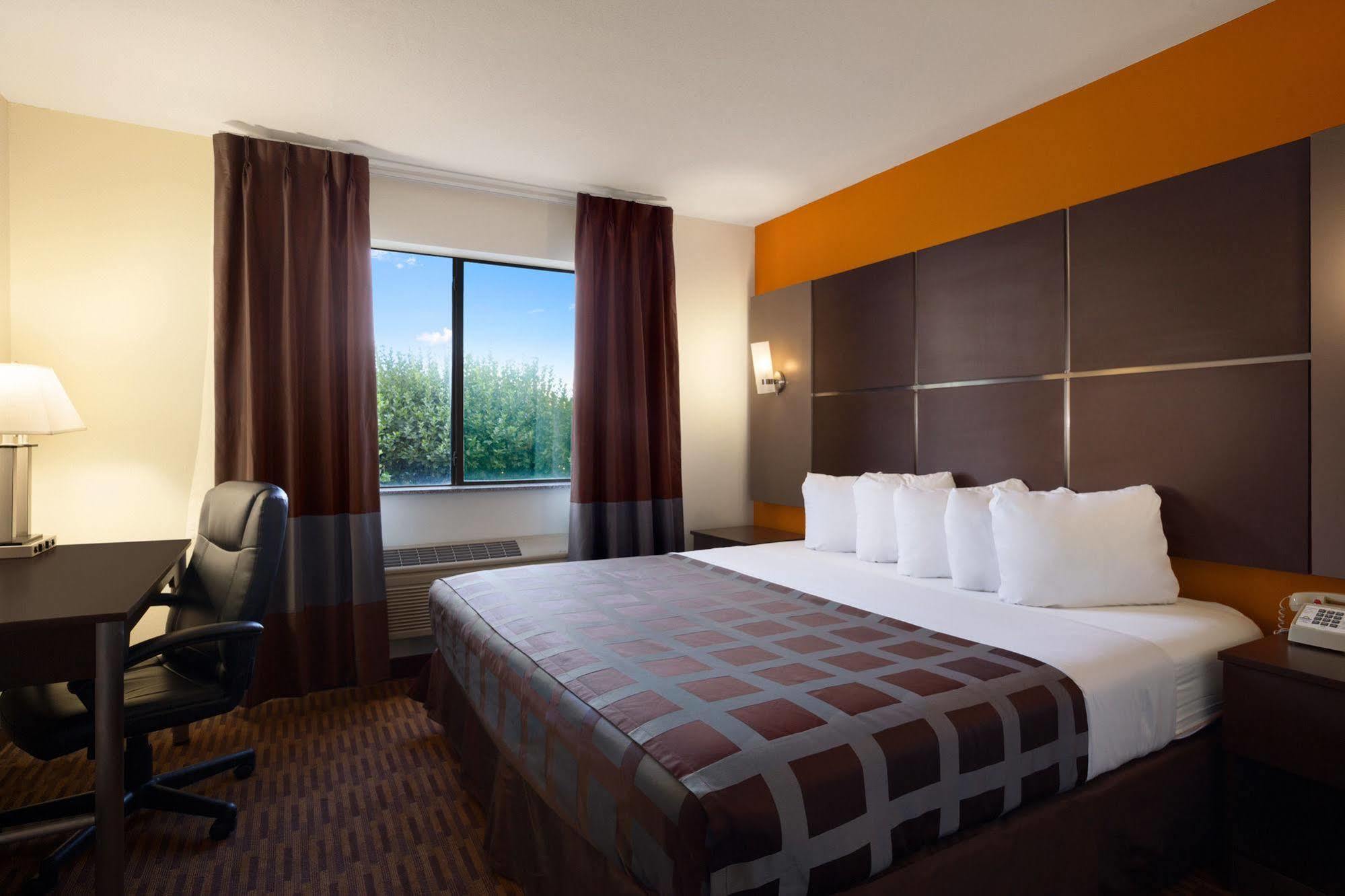 Days Inn By Wyndham Los Lunas Exterior foto